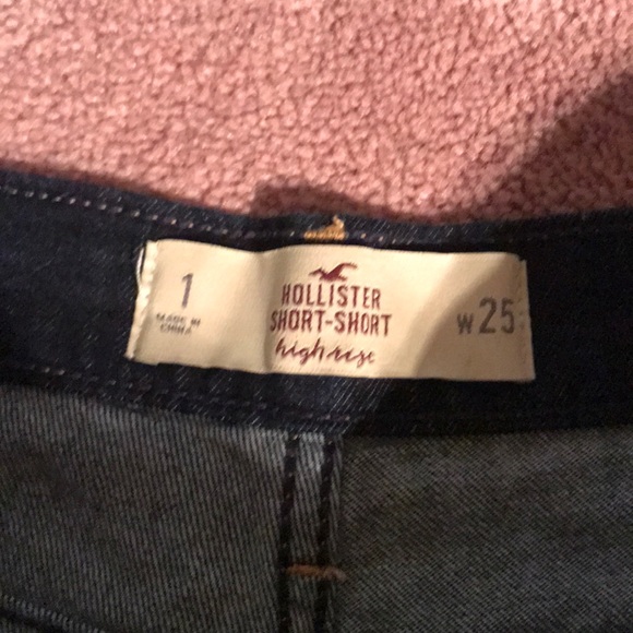 Hollister Dark Wash Short Shorts - Picture 3 of 3